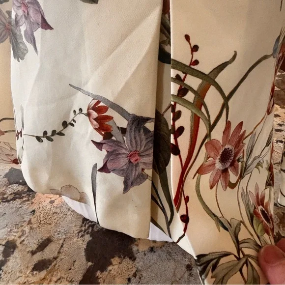 Zara Cream Floral Button-Down Peplum Blouse - Picture 6 of 9